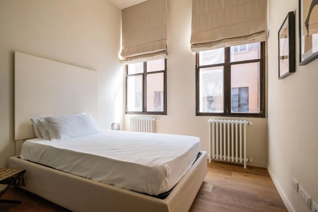 Apartment Appartamento D'Azeglio Nel Salotto Di Bologna